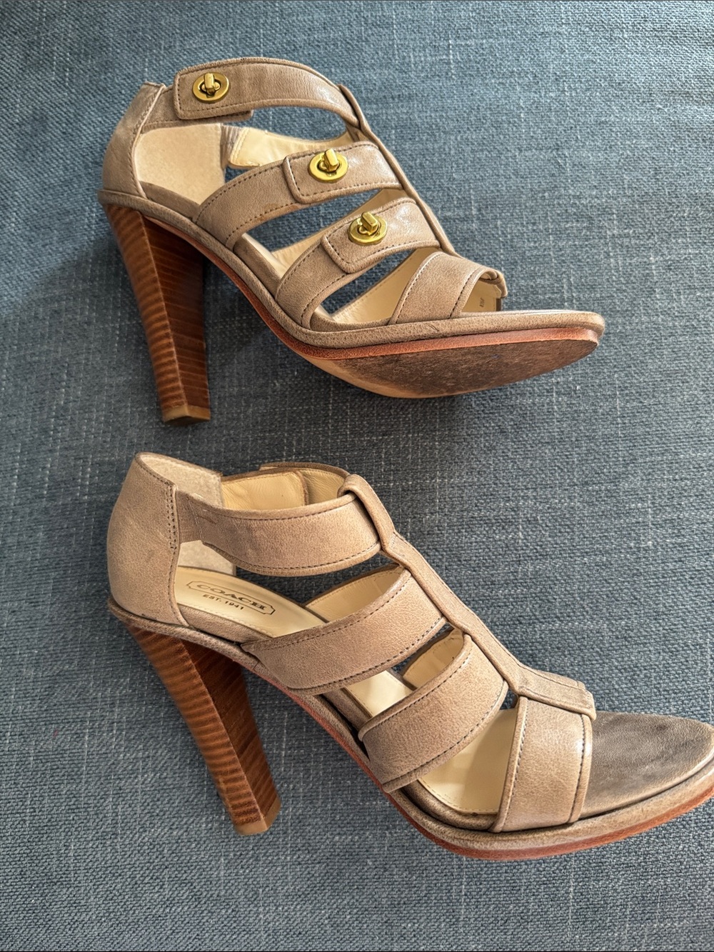 Coach Heels - Picture 4 of 15